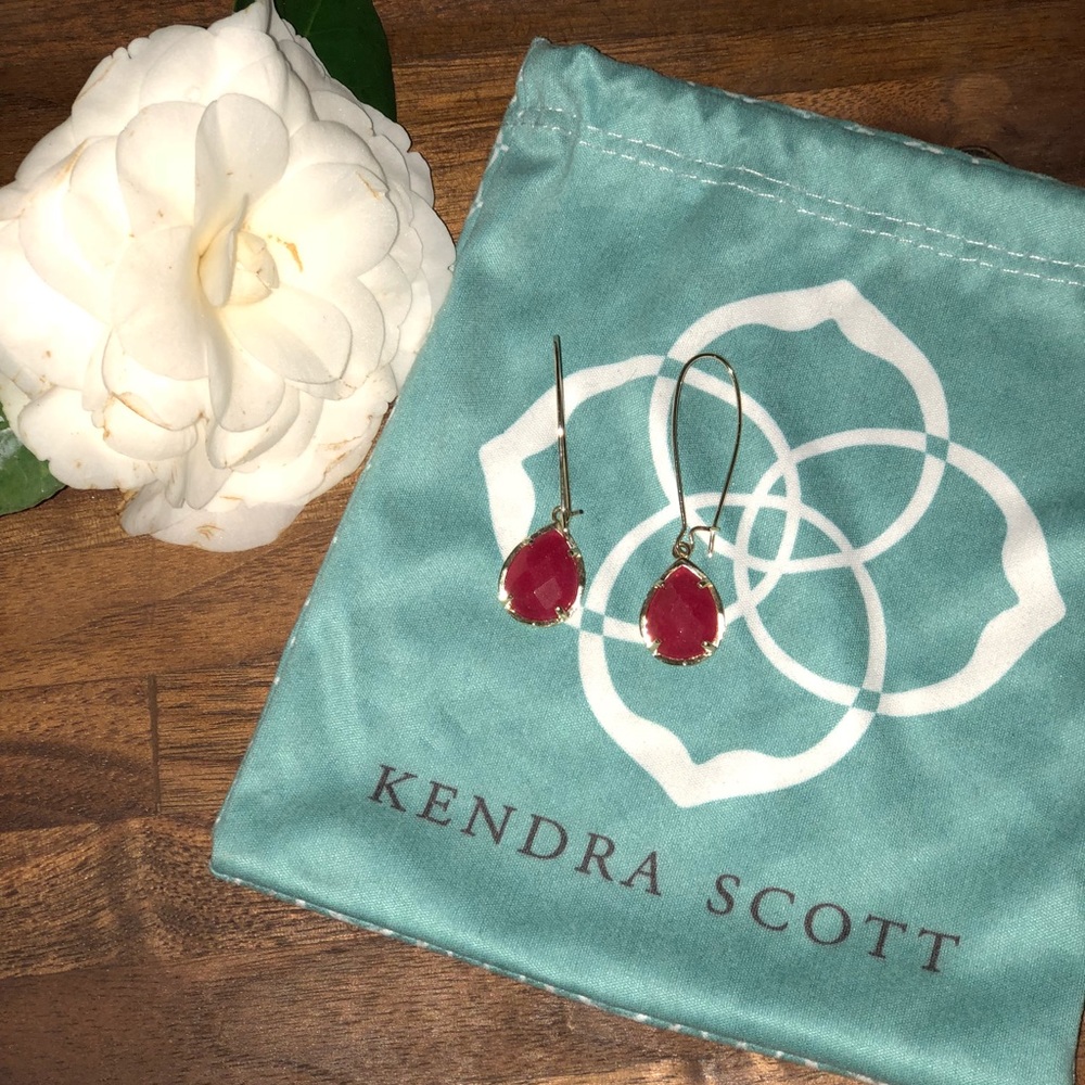 Carinne earring in red